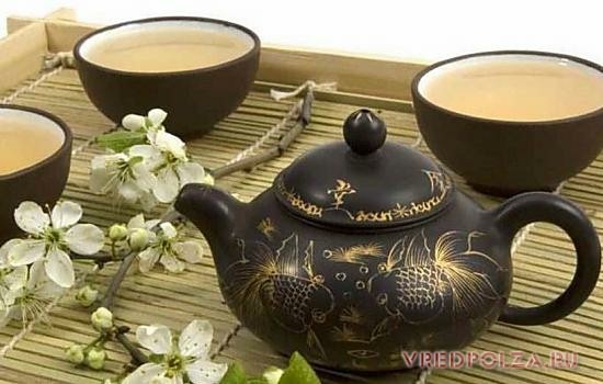 Чай с кардамоном полезен при желудочных заболеваниях, для укрепления иммунитета, при простуде