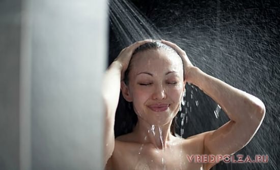 Контрастный душ при беременности можно принимать только адаптированным к нему лицам