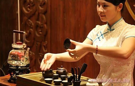 Церемония чаепития в Китае - настоящее искусство. Она проводится в спокойной обстановке, в тишине и полной гармонии