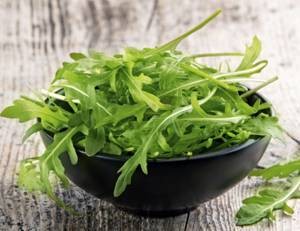 Чем полезна руккола для организма человека и какими лечебными свойствами обладает этот салат
