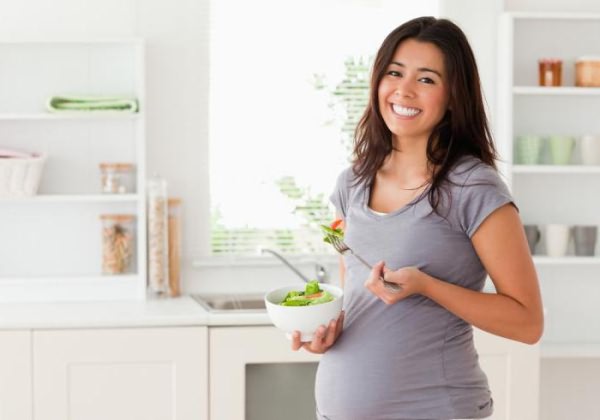 польза листового салата для беременных 