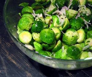 Рецепт приготовления салата из брюссельской капусты