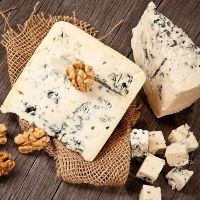 сыр с плесенью польза и вред