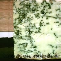 Сыр с плесенью: польза и вред, противопоказания